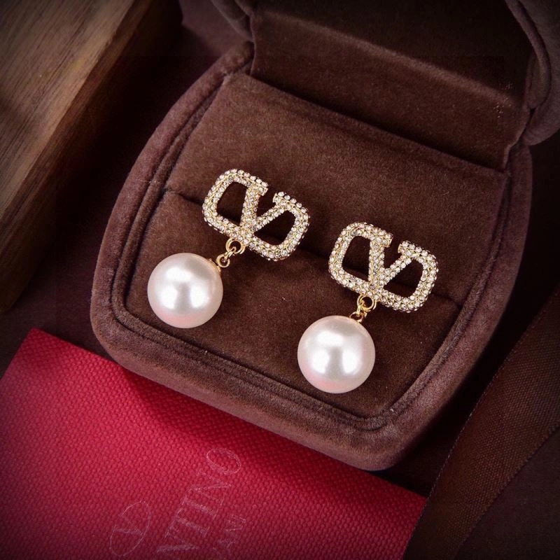 Lightweight Valentino Earrings 211649