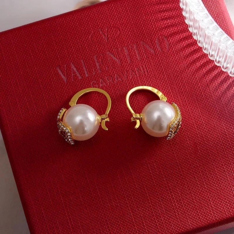 Comfortable Valentino Earrings 211041