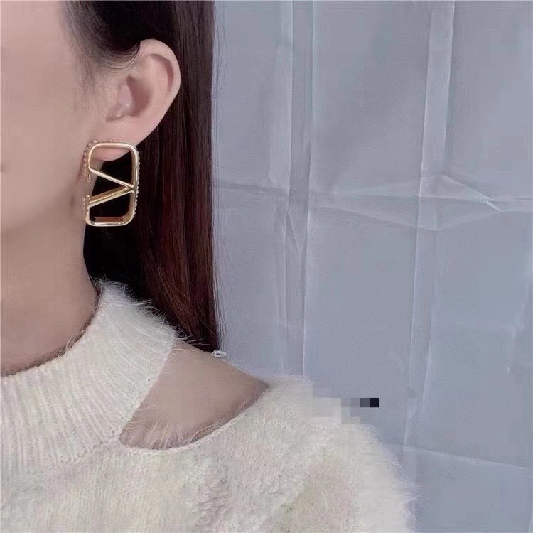 Valentino Earrings Durable 211050