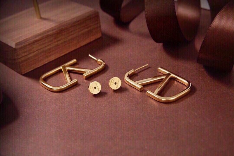 ModernLook Valentino Earrings 211045