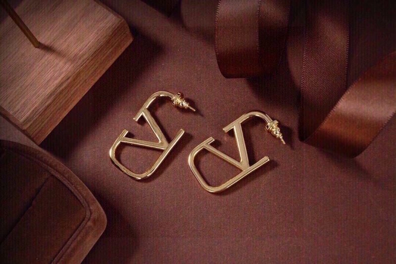 ModernLook Valentino Earrings 211045