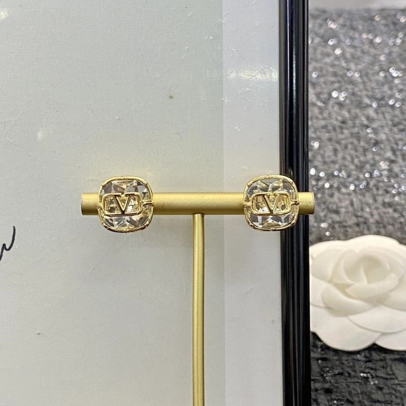 Cozy Valentino Earrings 210337