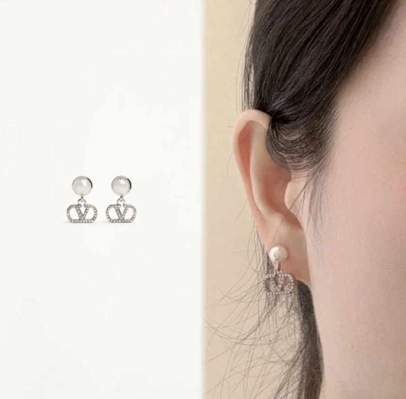 Durable Valentino Earrings 210328