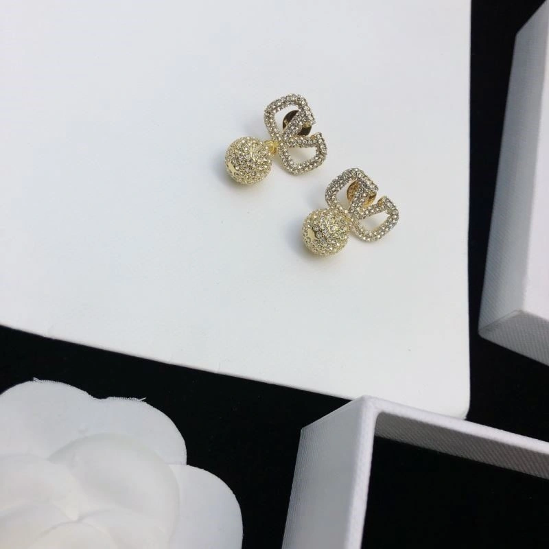 Trendy Valentino Earrings 210347