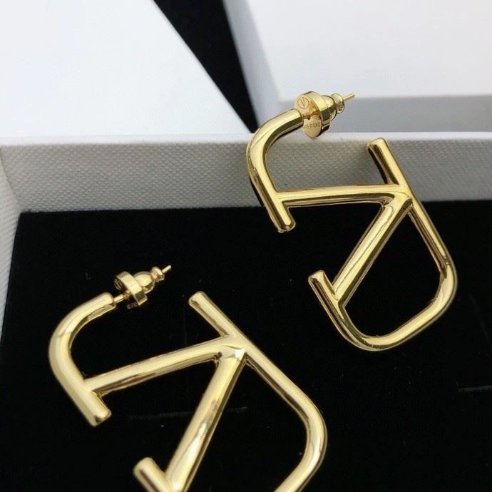 Thermal Valentino Earrings 210314