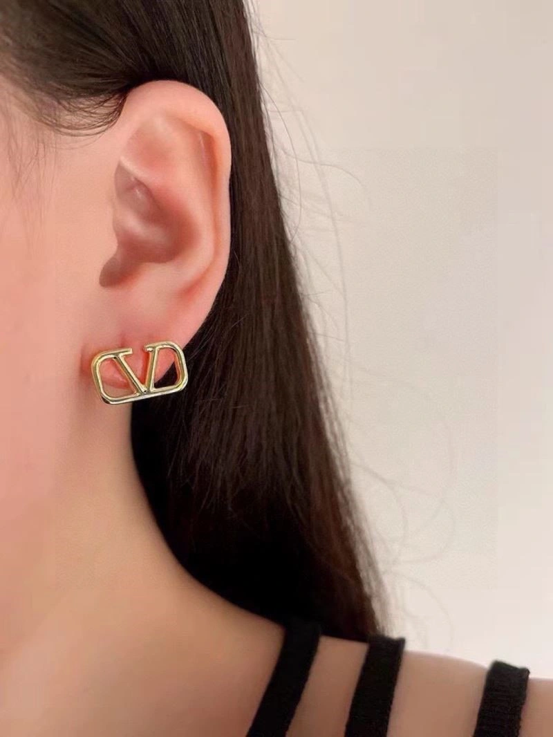 Attractive Valentino Earrings 209093
