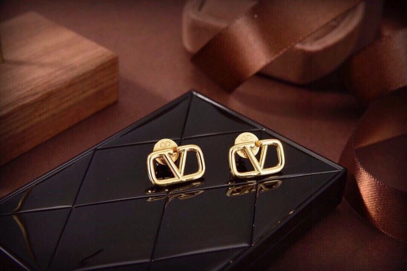 Attractive Valentino Earrings 209093