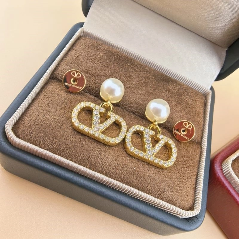Supportive Valentino Earrings 209079