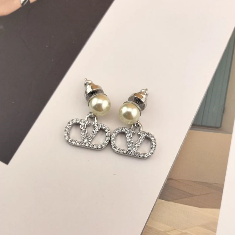 Supportive Valentino Earrings 209079