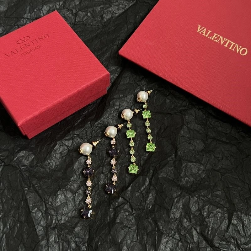 EyeCatching Valentino Earrings 209089