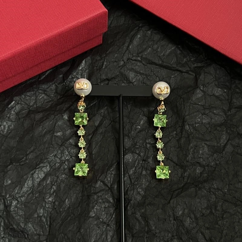 EyeCatching Valentino Earrings 209089