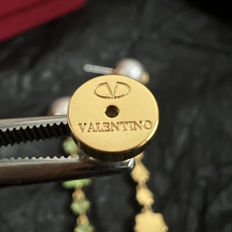 EyeCatching Valentino Earrings 209089