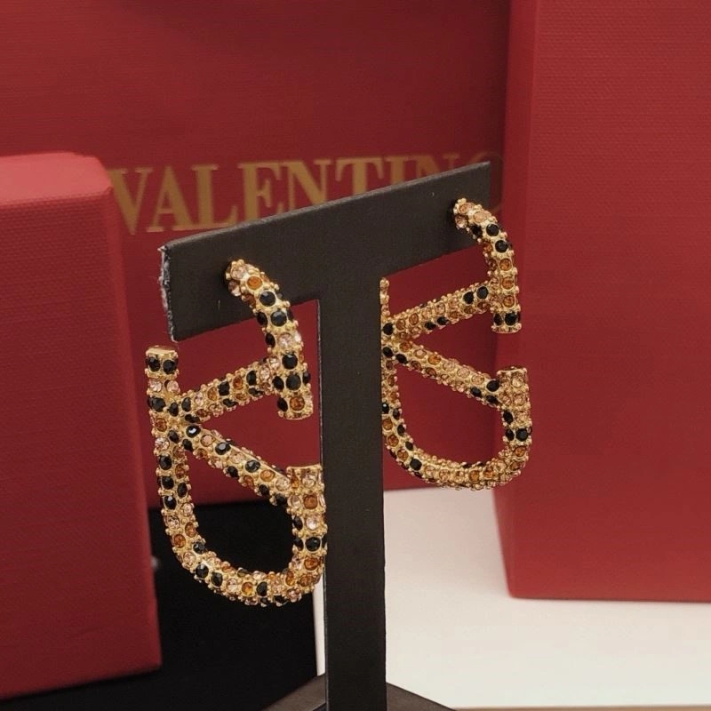 Minimalist Valentino Earrings 209059