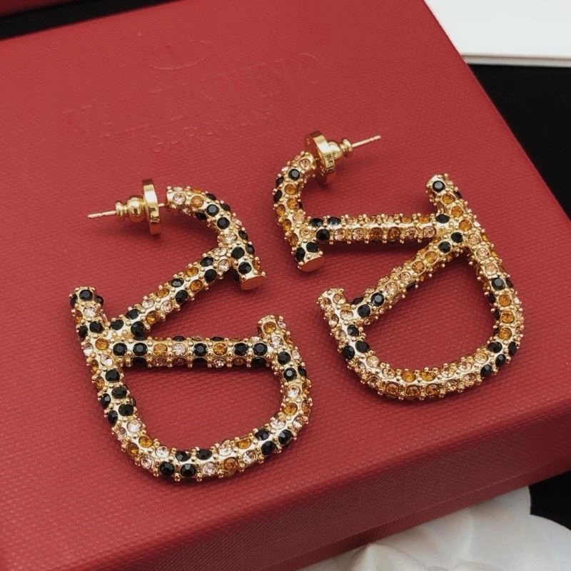 Minimalist Valentino Earrings 209059
