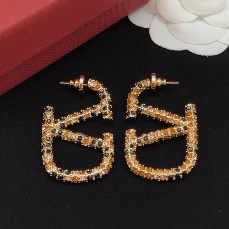 Minimalist Valentino Earrings 209059