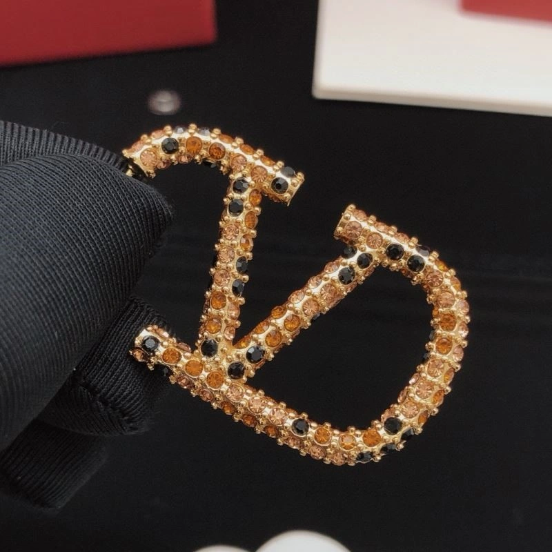 Minimalist Valentino Earrings 209059
