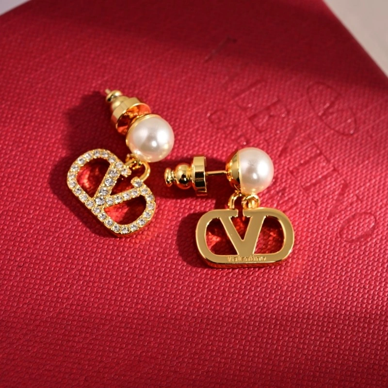 Valentino Earrings Elegant 208408