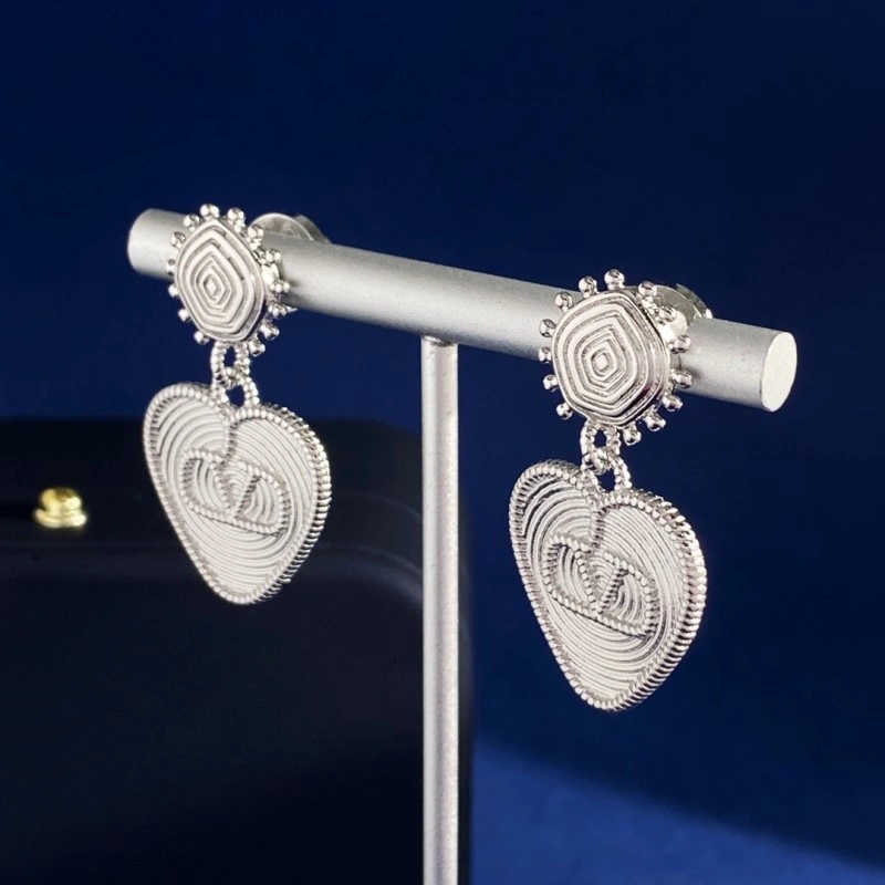 EyeCatching Valentino Earrings 207743