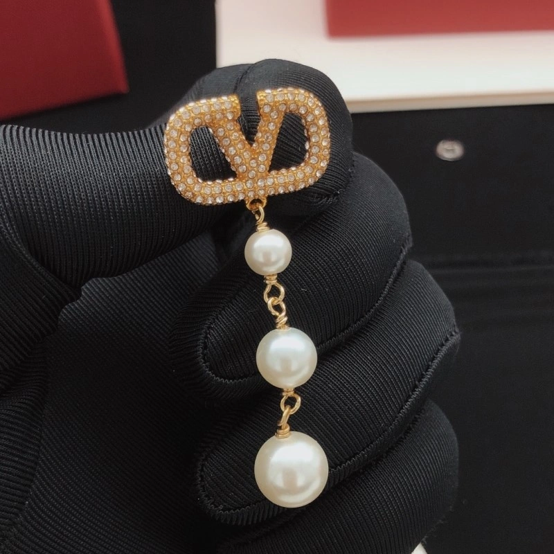 Supportive Valentino Earrings 207742