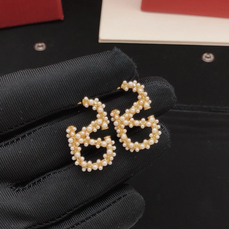 Valentino Earrings Compact 207723