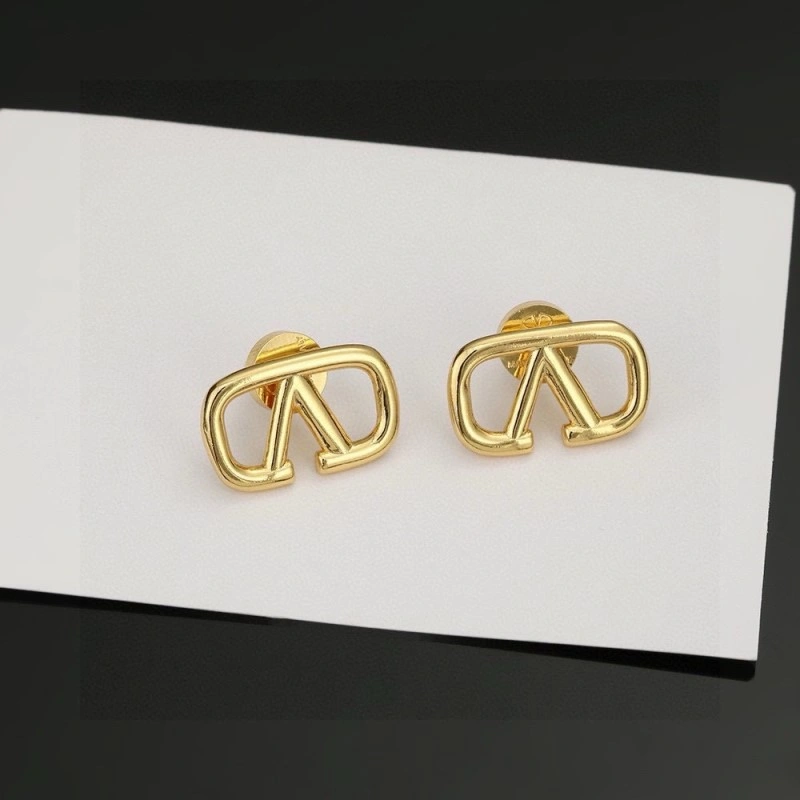 Versatile Valentino Earrings 207726