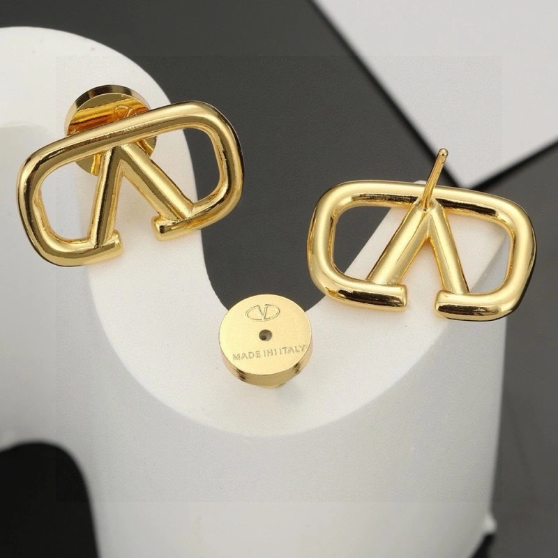 Versatile Valentino Earrings 207726