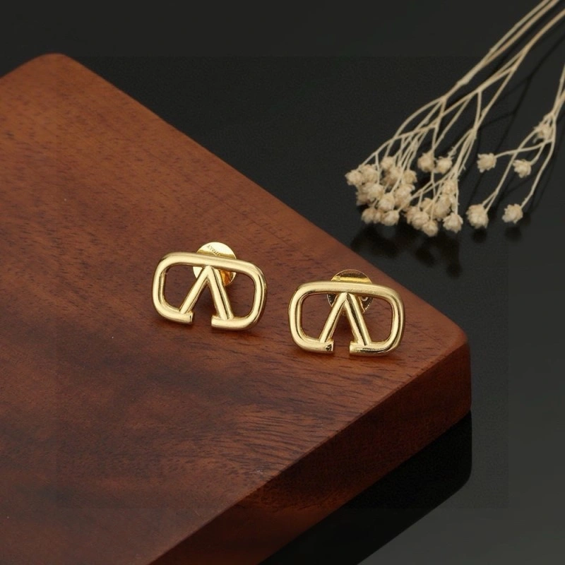 Versatile Valentino Earrings 207726