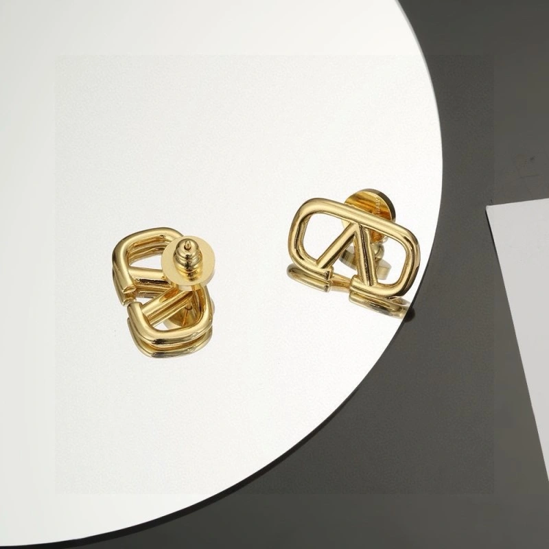 Versatile Valentino Earrings 207726