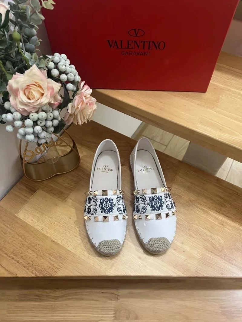 Resilient Valentino Fishermans Shoes 36773