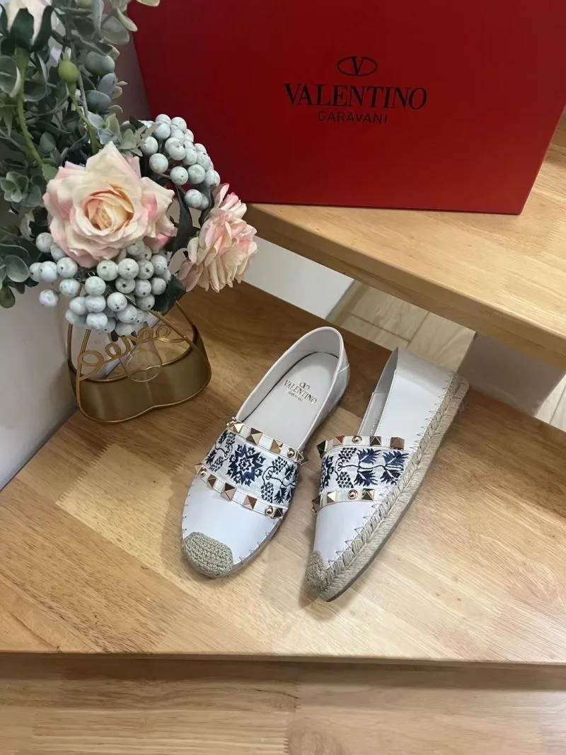 Resilient Valentino Fishermans Shoes 36773