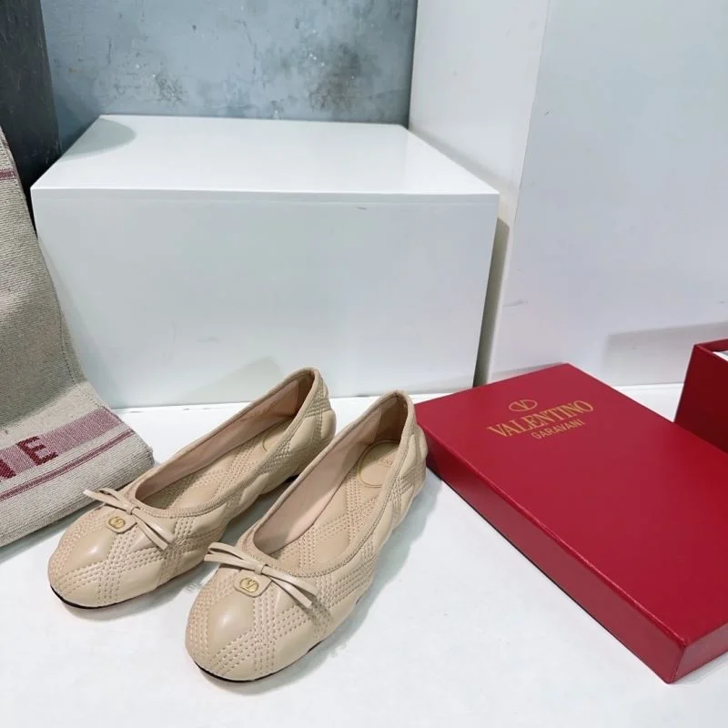 Valentino Flat Shoes Breathable 36792