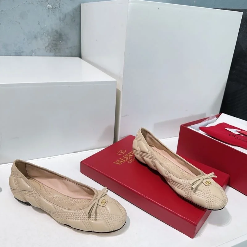 Valentino Flat Shoes Breathable 36792