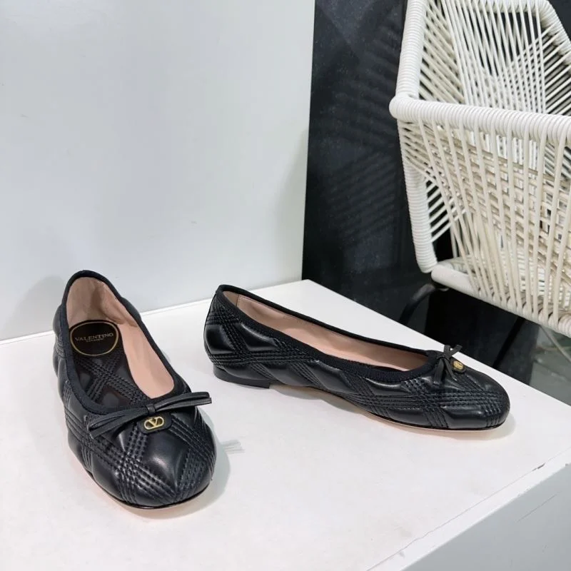 Valentino Flat Shoes Contemporary 36780