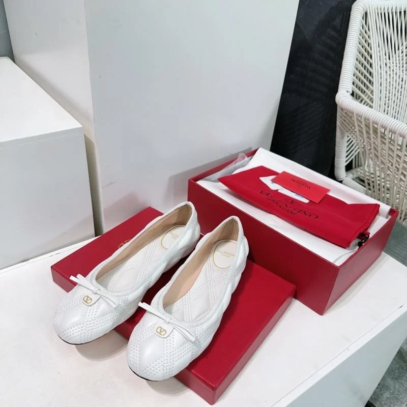 Valentino Flat Shoes GoAnywhere 36786