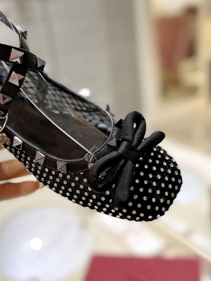 Reliable Valentino Flat Shoes 36771