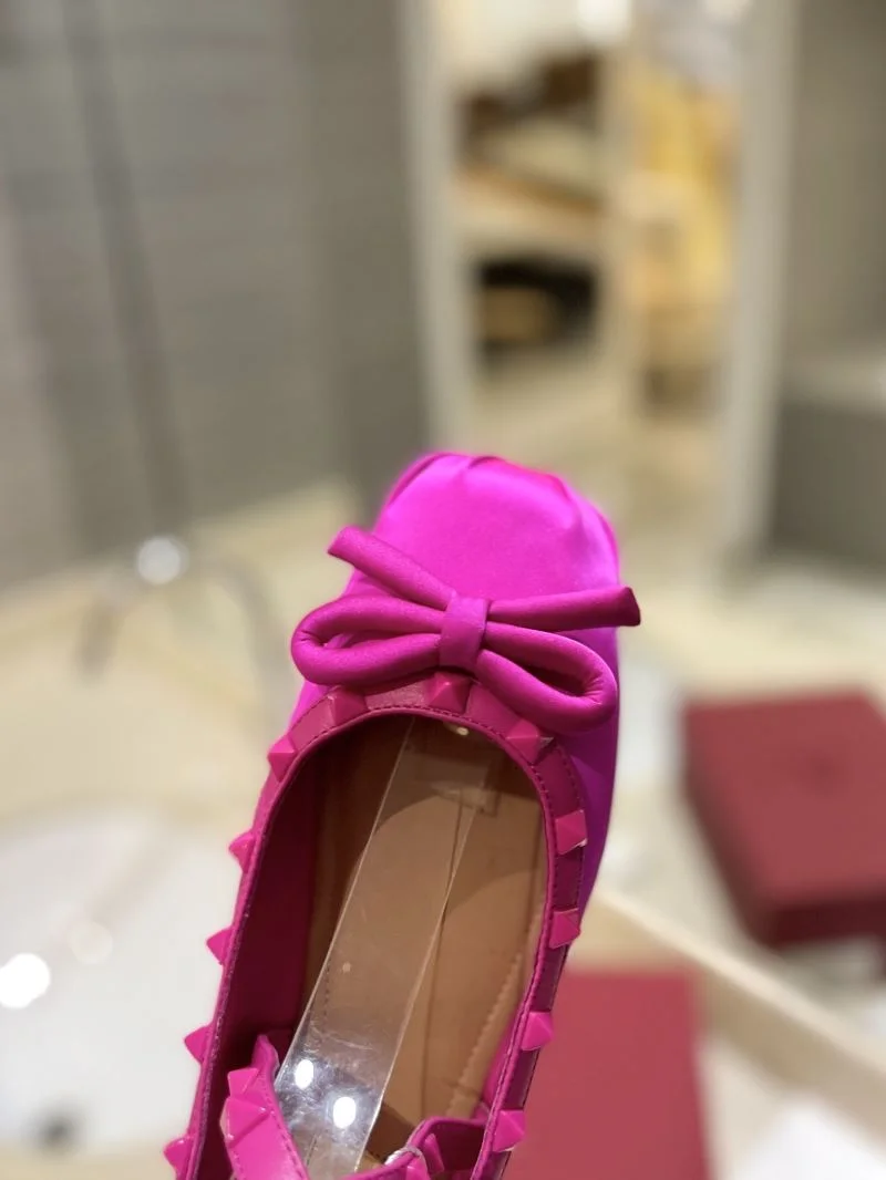 Breathable Valentino Flat Shoes 36772