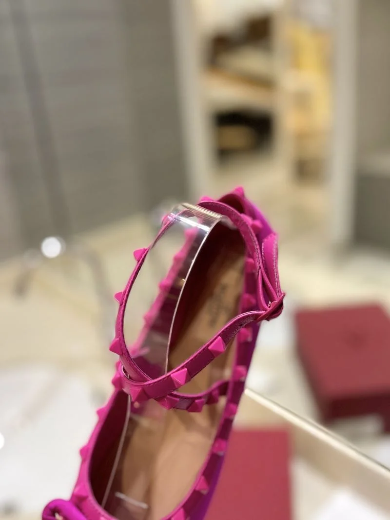 Breathable Valentino Flat Shoes 36772
