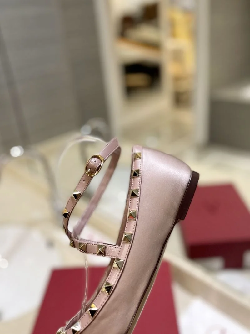 NewStyle Valentino Flat Shoes 36784