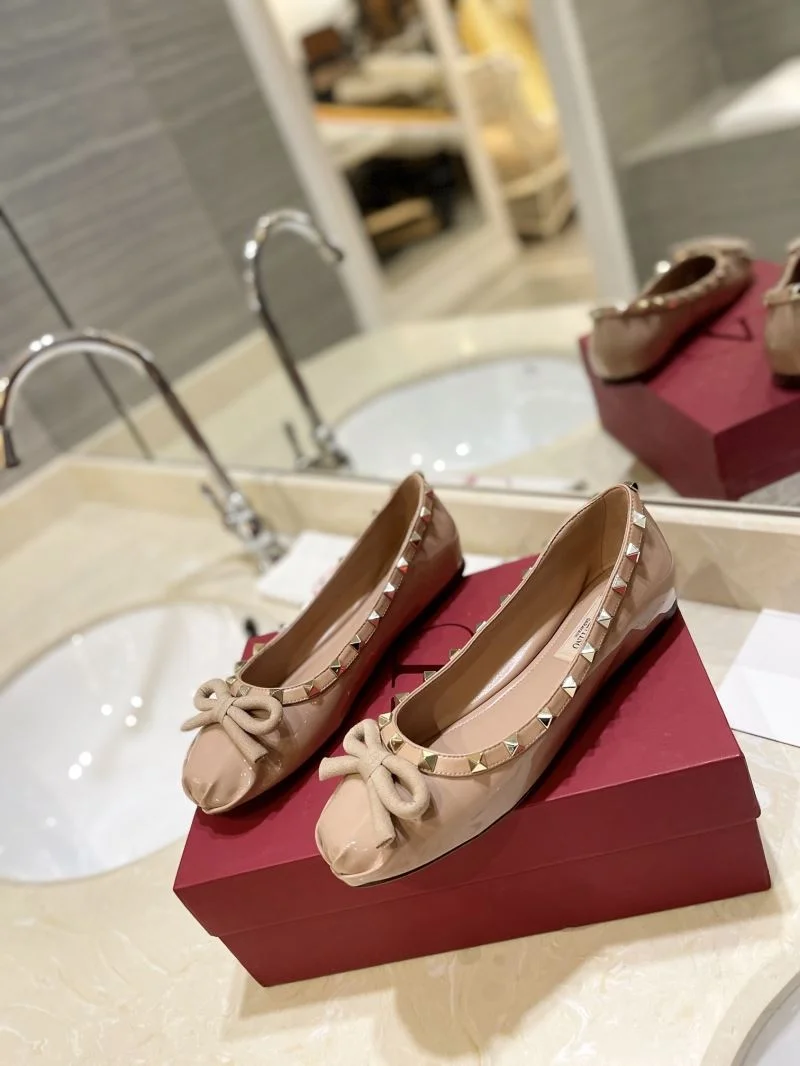 UrbanChic Valentino Flat Shoes 36795