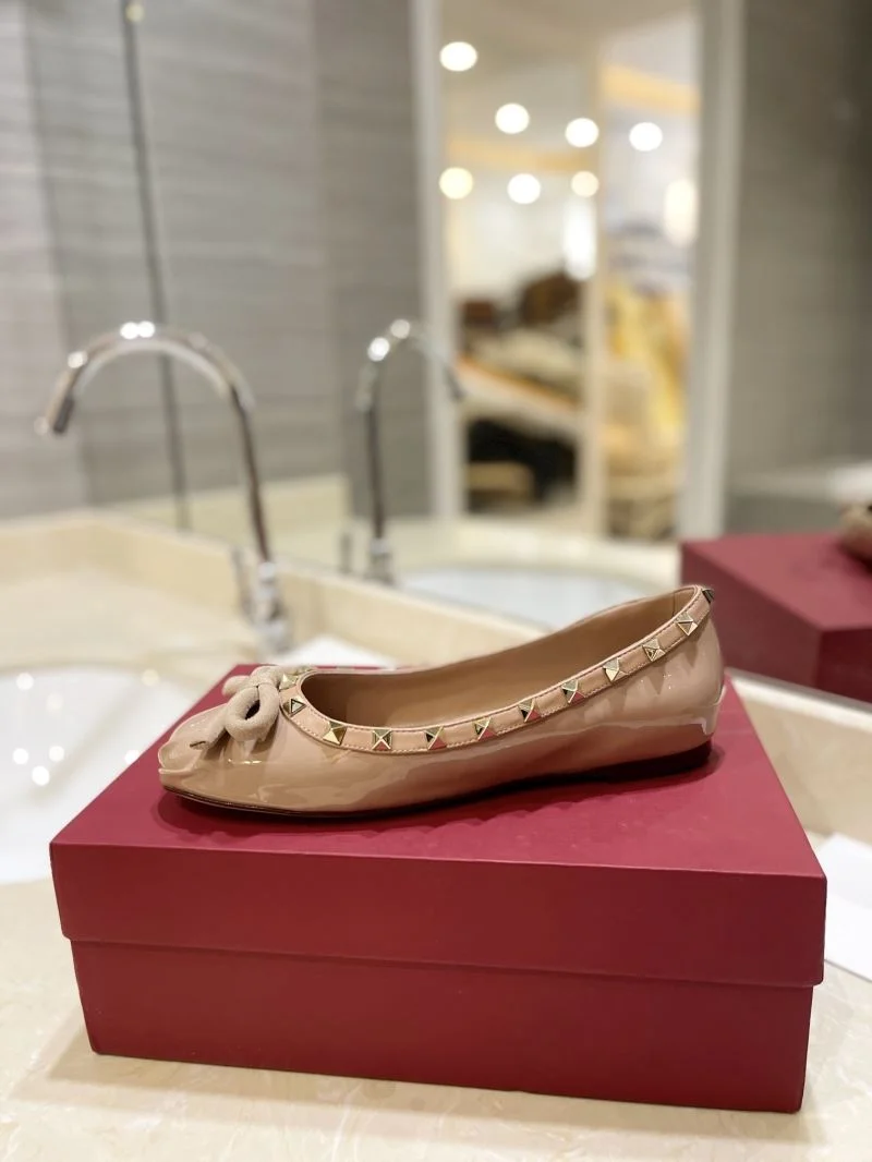 UrbanChic Valentino Flat Shoes 36795