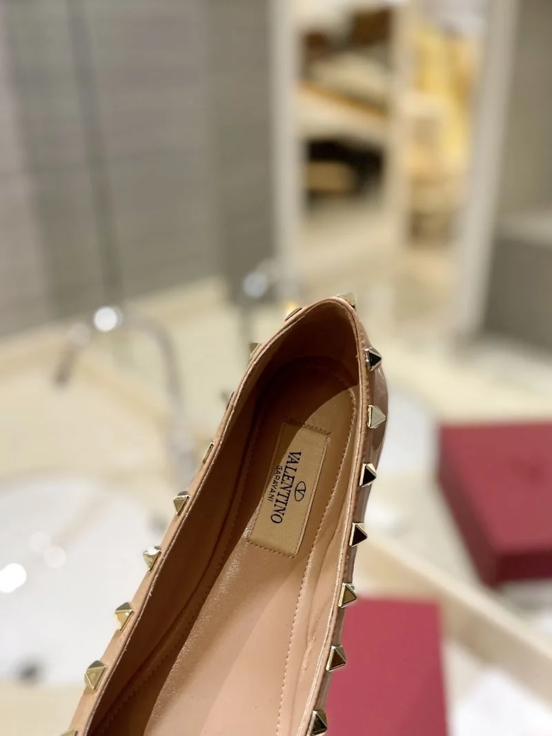 UrbanChic Valentino Flat Shoes 36795