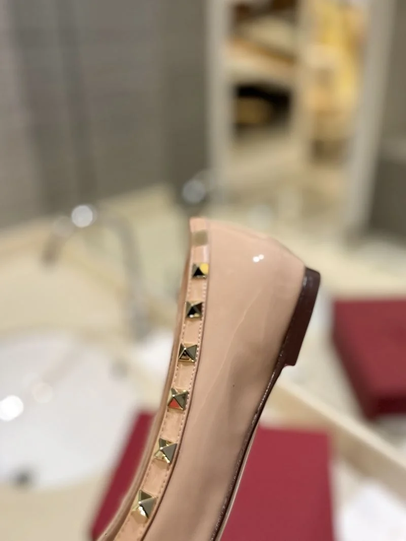 UrbanChic Valentino Flat Shoes 36795