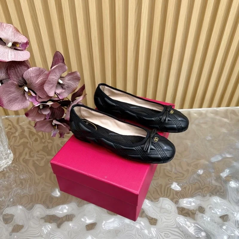 Valentino Flat Shoes Durable 36492