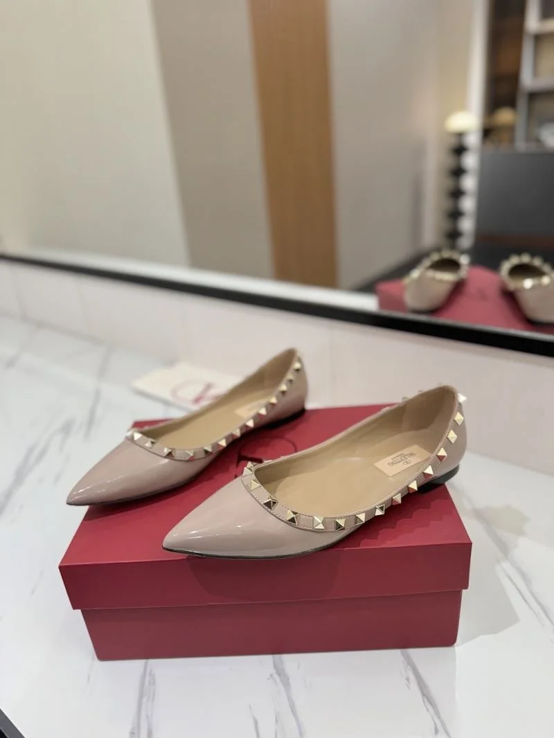 Valentino Flat Shoes Trendy 36501