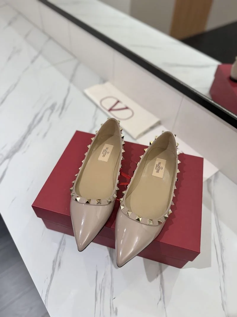 Valentino Flat Shoes Trendy 36501