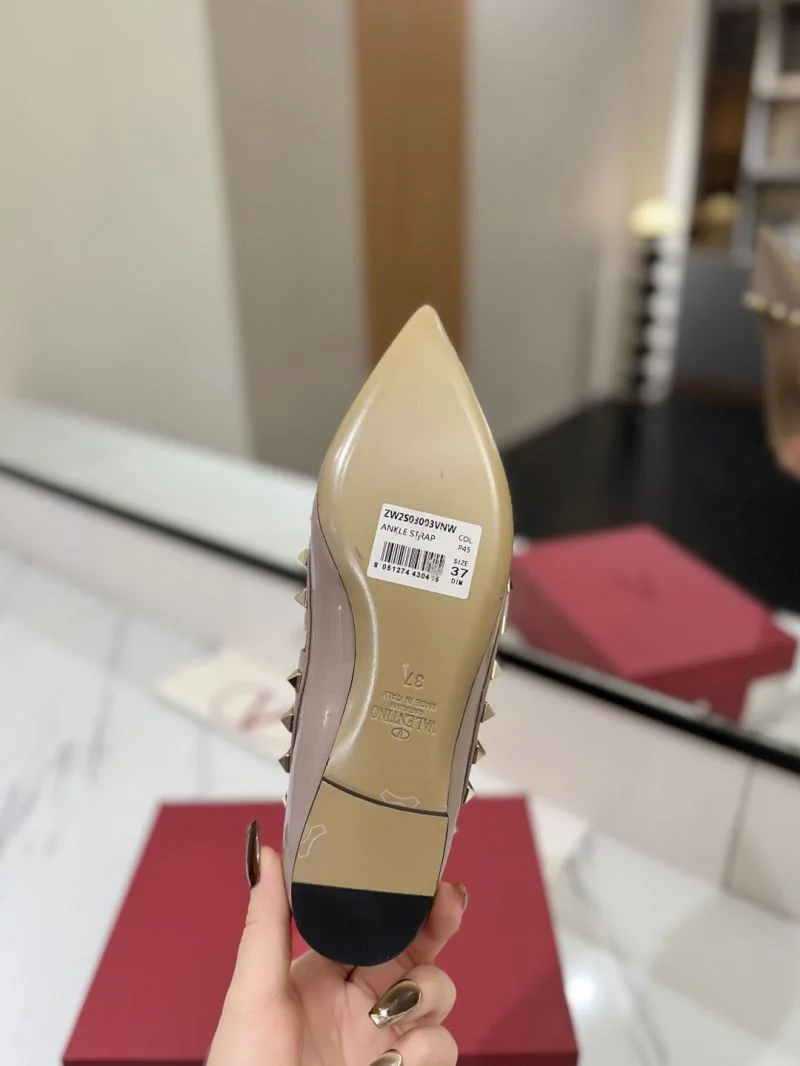 Valentino Flat Shoes Trendy 36501