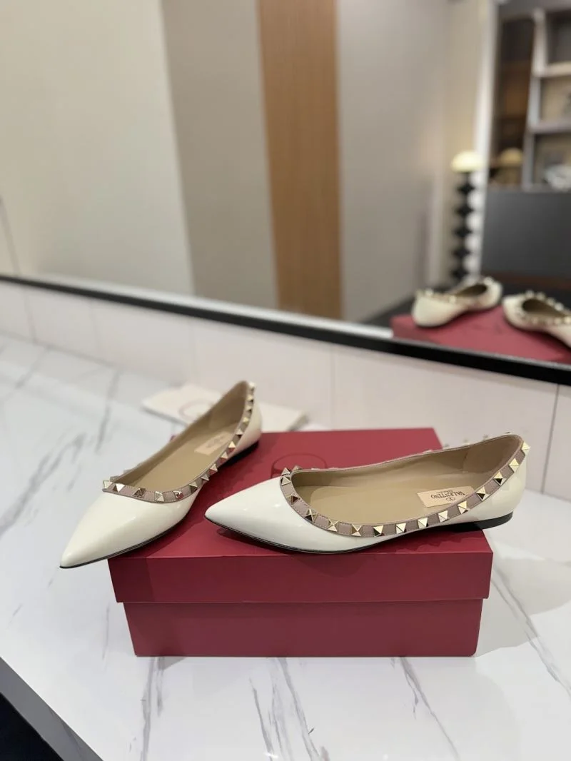 Valentino Flat Shoes Popular 36498