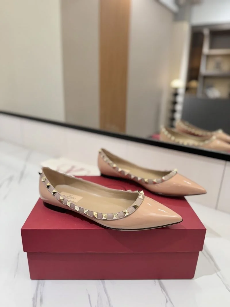 ModernLook Valentino Flat Shoes 36504