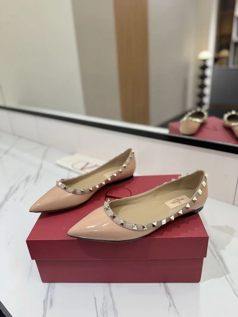 ModernLook Valentino Flat Shoes 36504