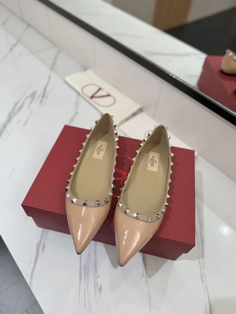 ModernLook Valentino Flat Shoes 36504